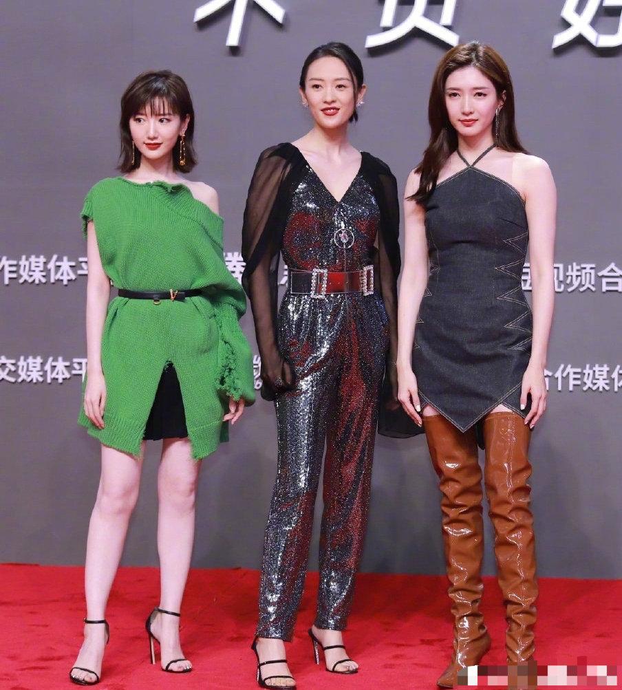 女明星最新活动造型，时尚潮流的先锋引领者
