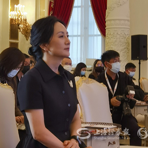 孟晚舟最新现场揭秘，小巷中的隐藏宝藏